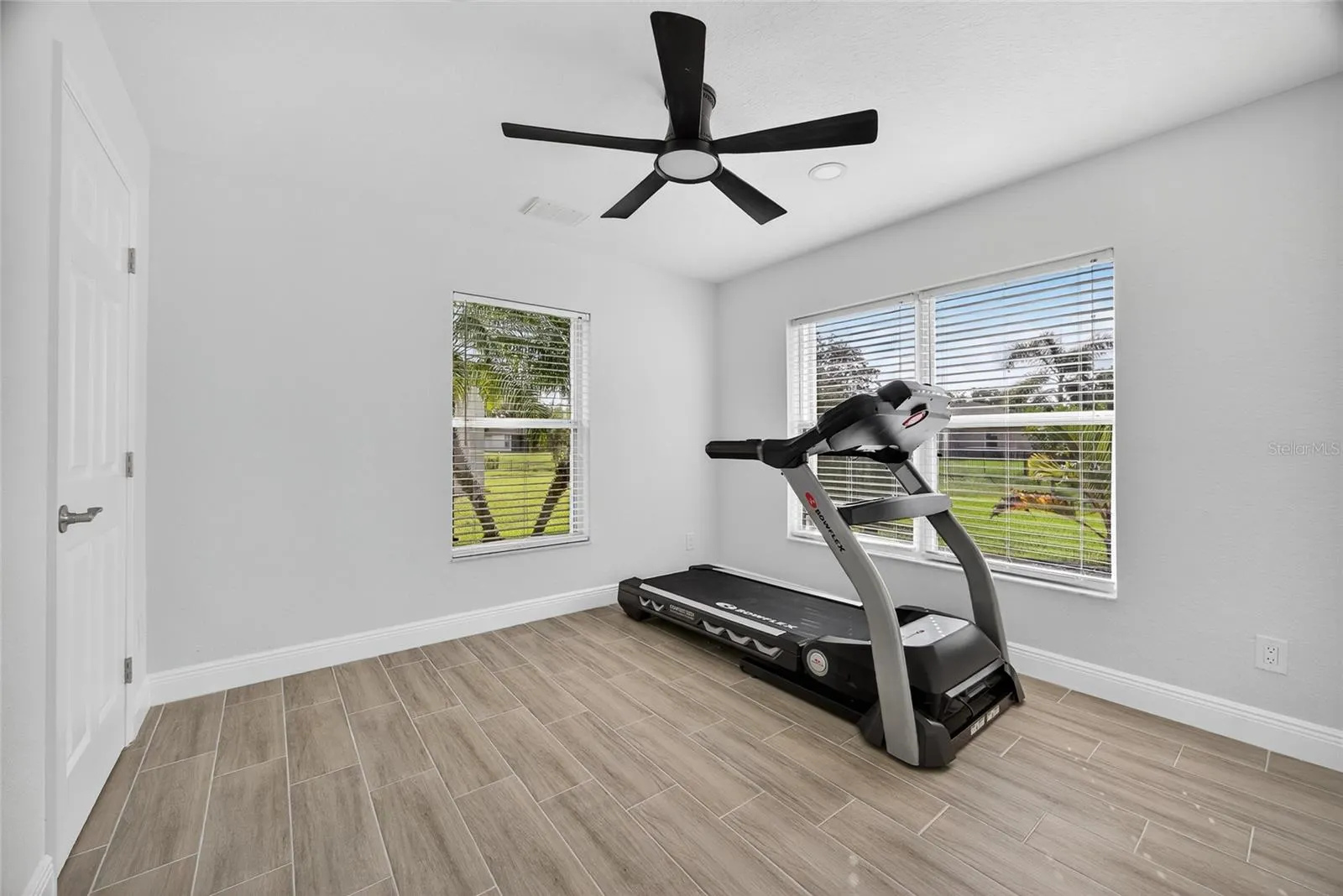 27069 ECUADOR DR