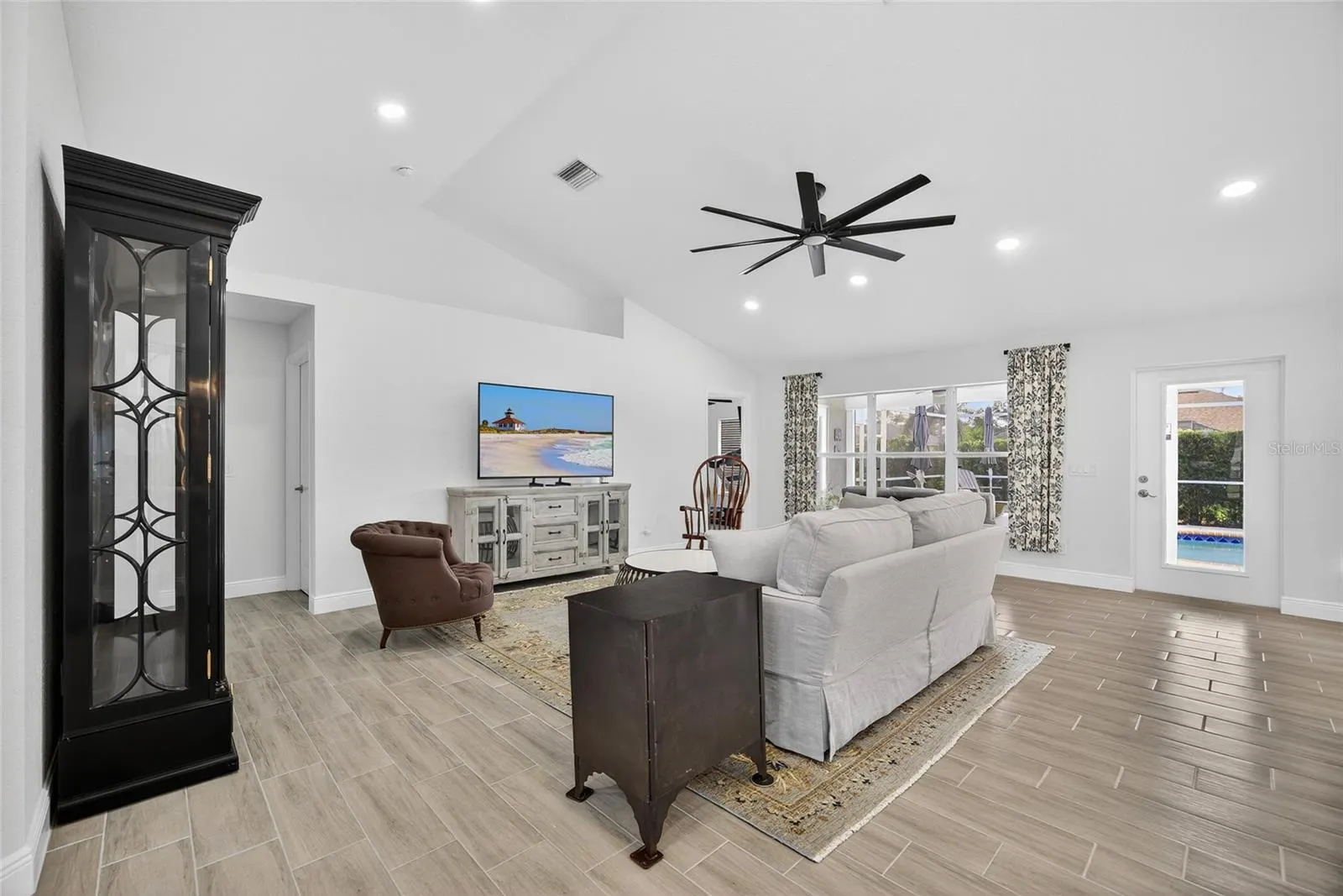 27069 ECUADOR DR