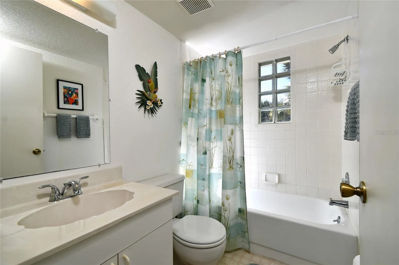 1051 FORREST NELSON BLVD #M-203, #M-203