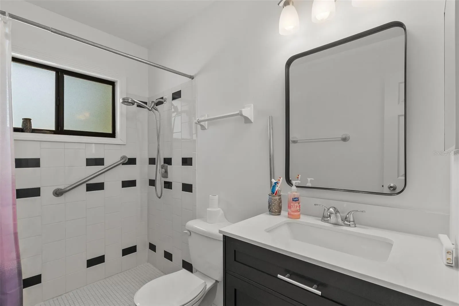 5628 LINKSMAN PL