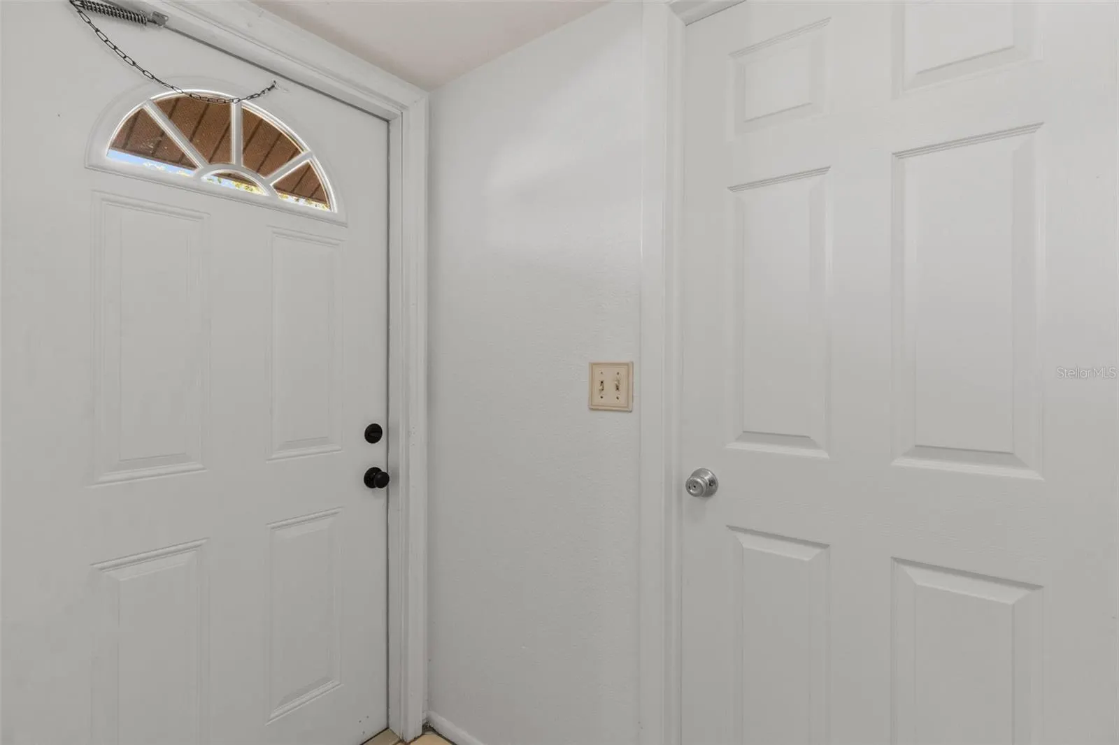5628 LINKSMAN PL