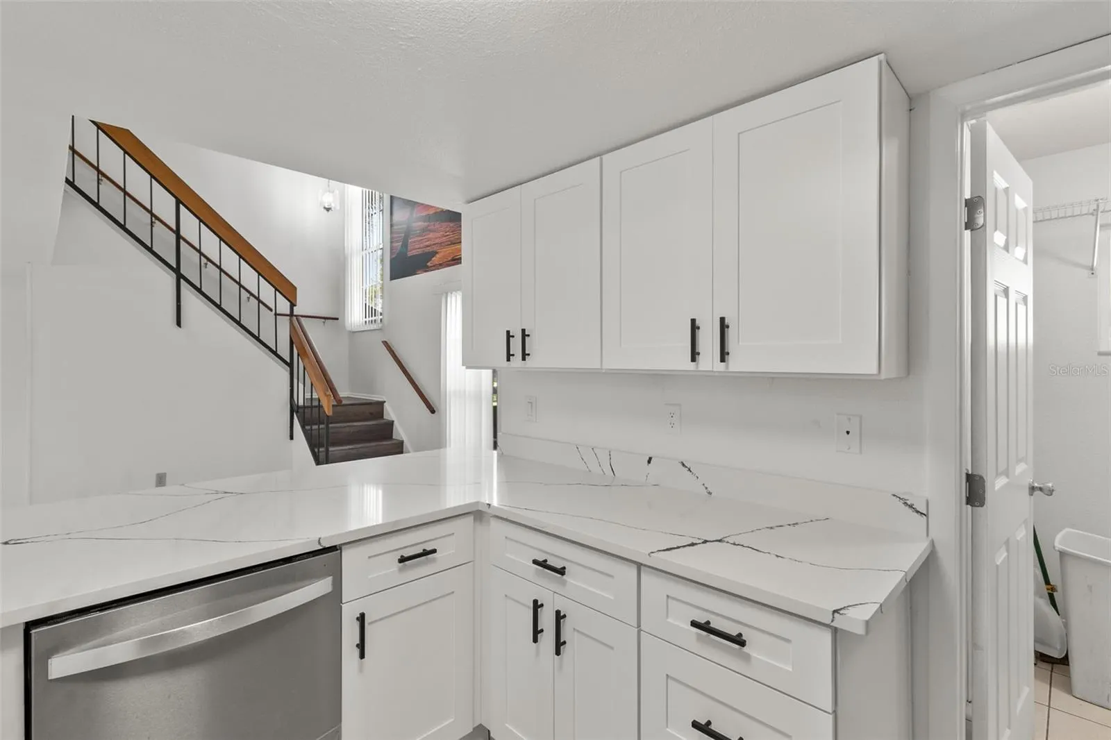 5628 LINKSMAN PL