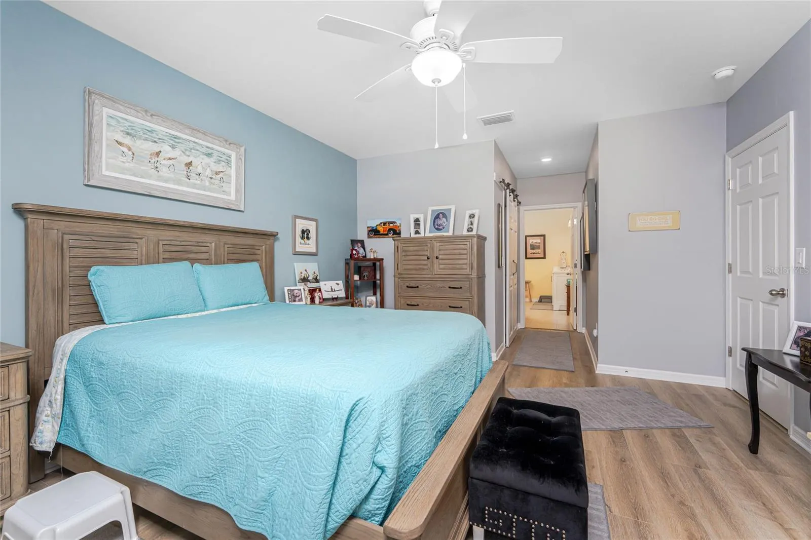 25328 E LENOX CIR