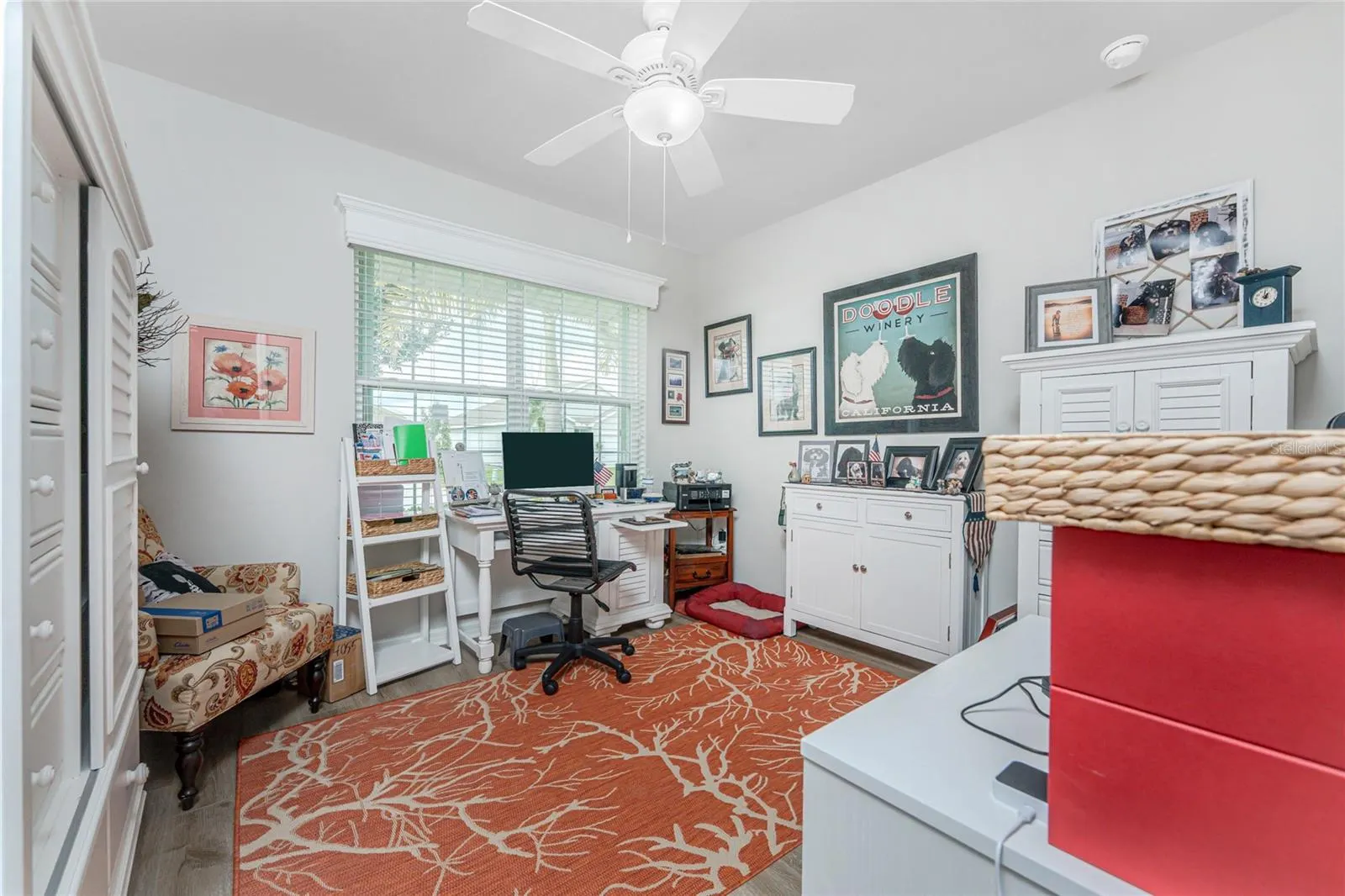 25328 E LENOX CIR