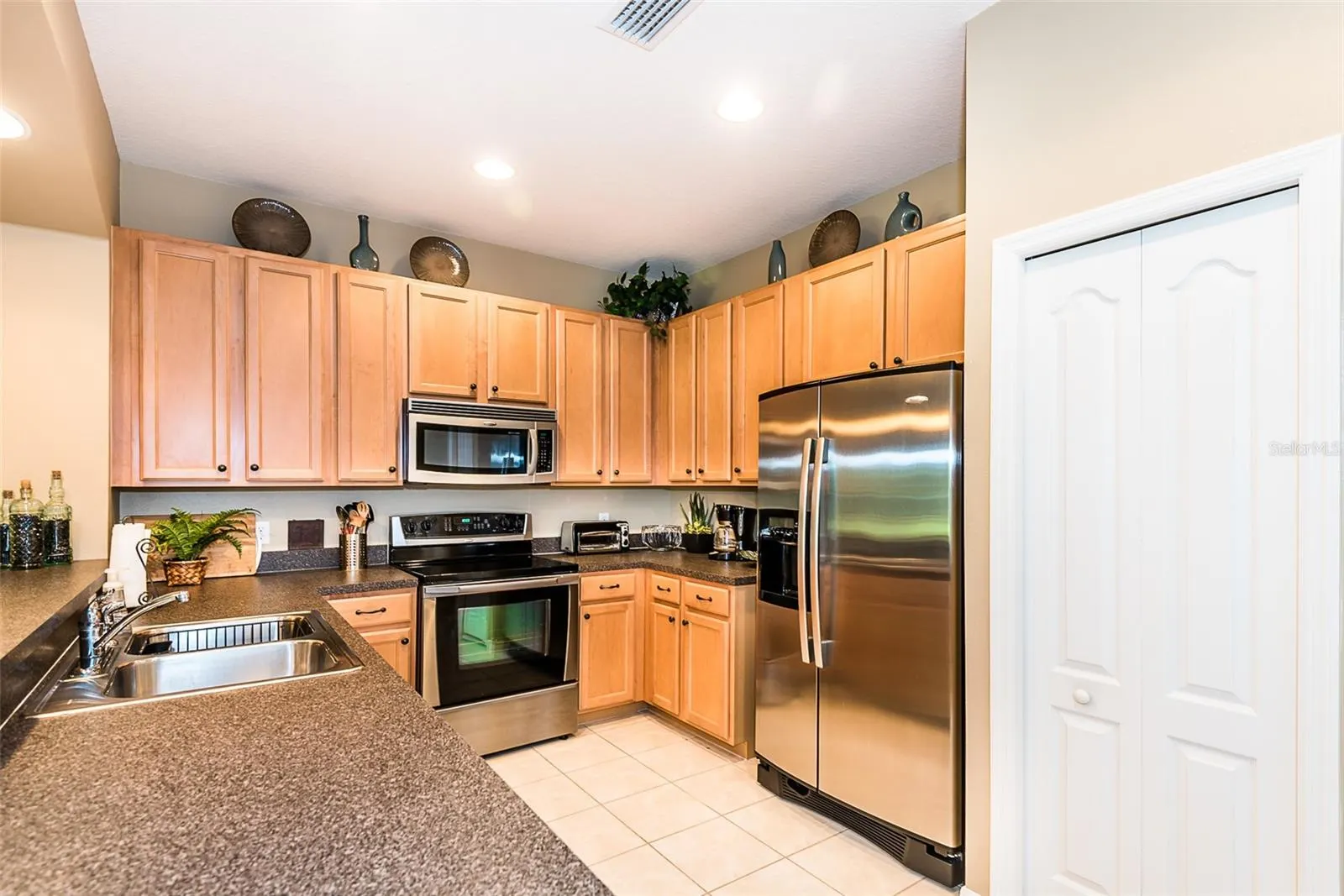 1263 JONAH DR