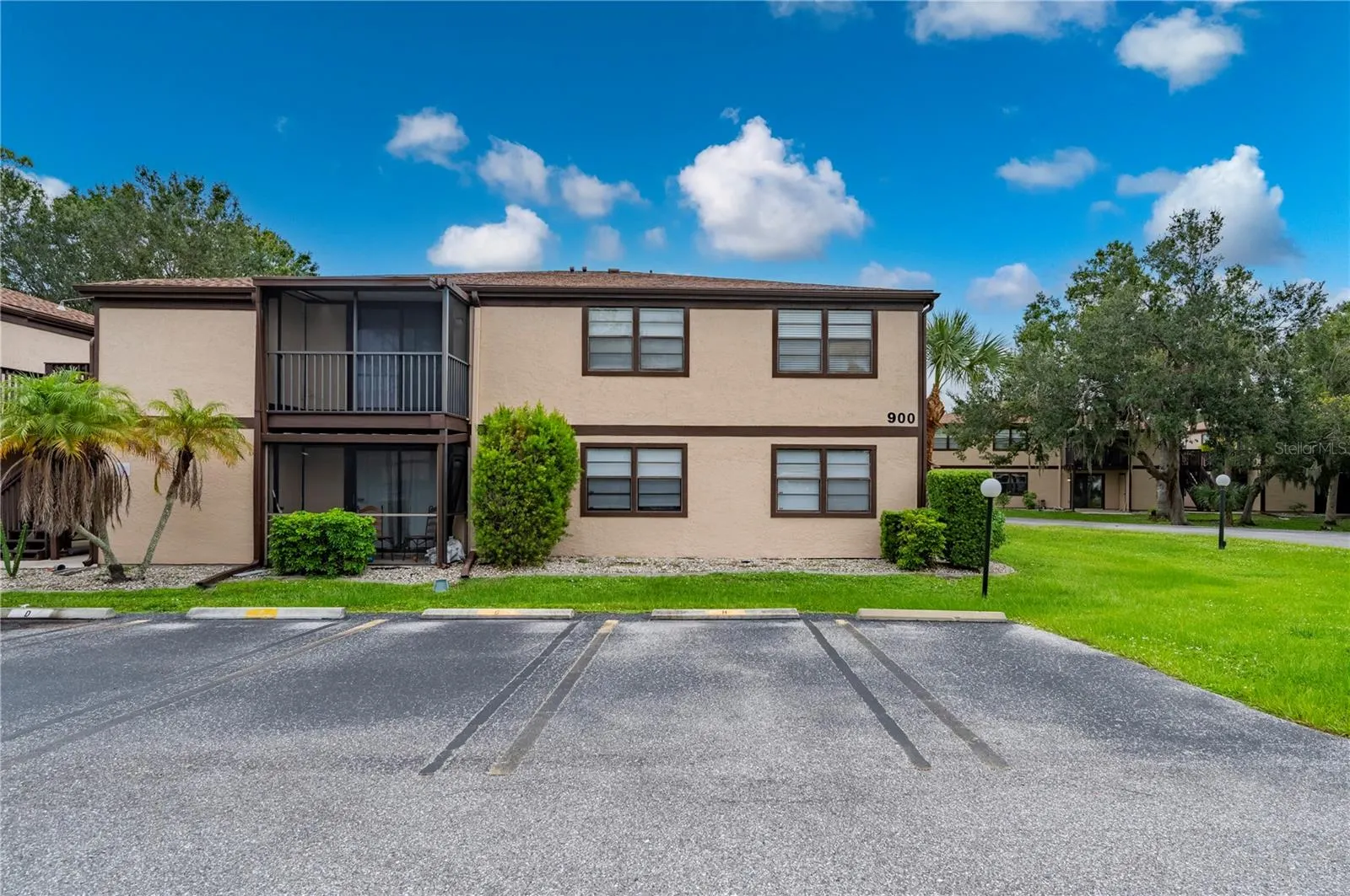 4022 BEAVER LN #900H, #900H