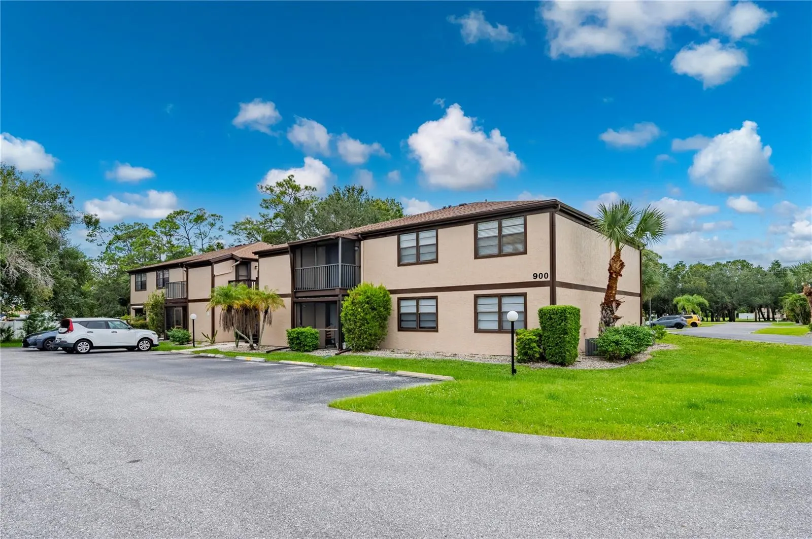 4022 BEAVER LN #900H, #900H