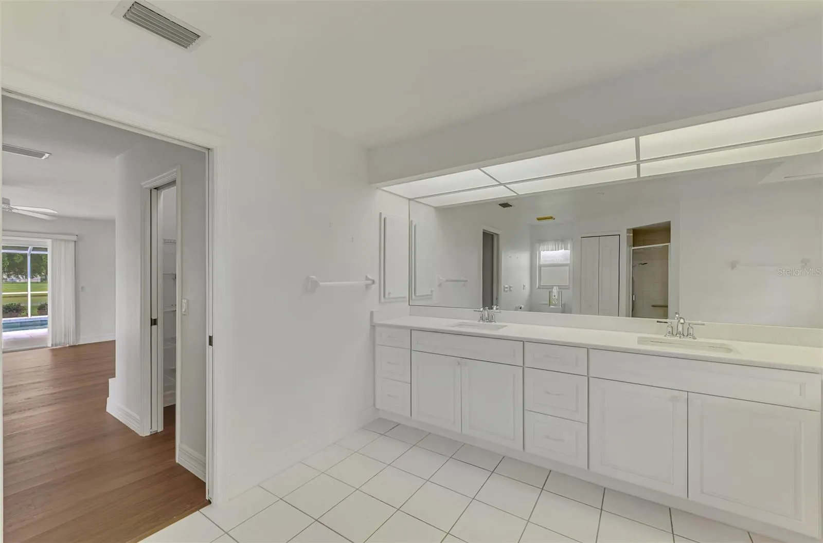 26413 LANCER LN