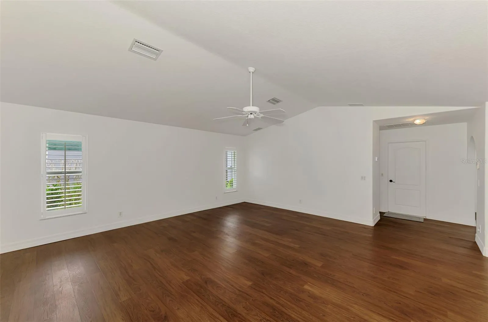 26413 LANCER LN