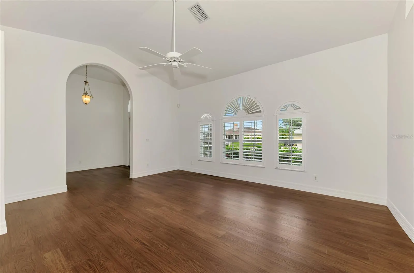 26413 LANCER LN