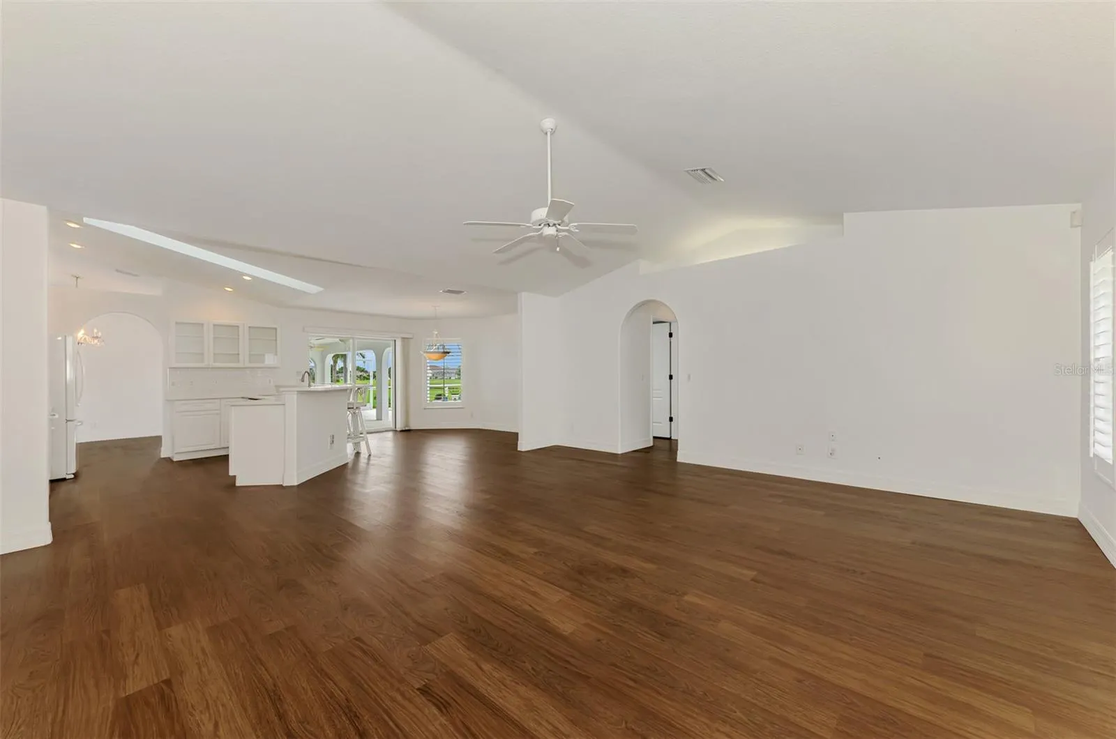 26413 LANCER LN