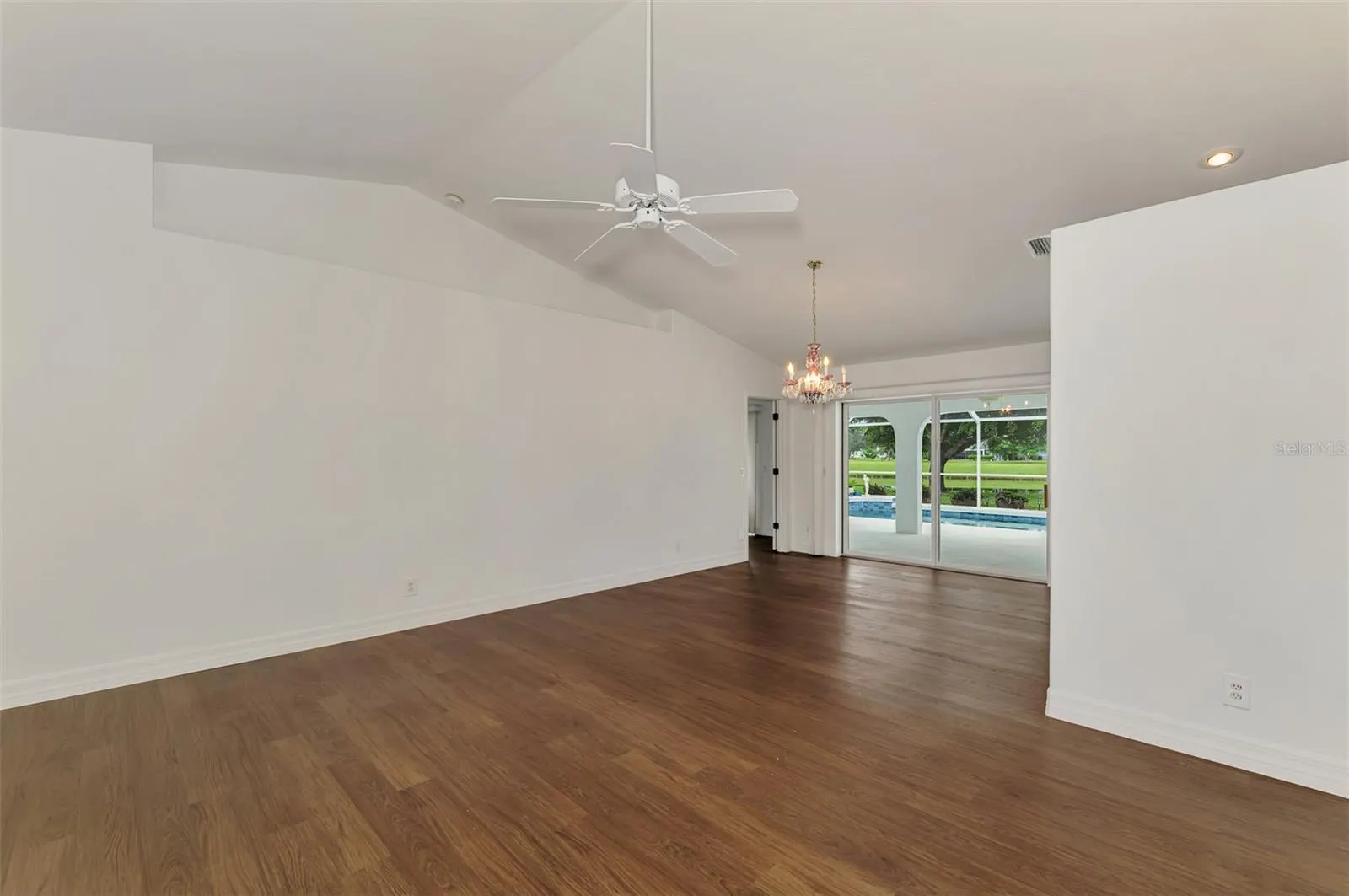 26413 LANCER LN