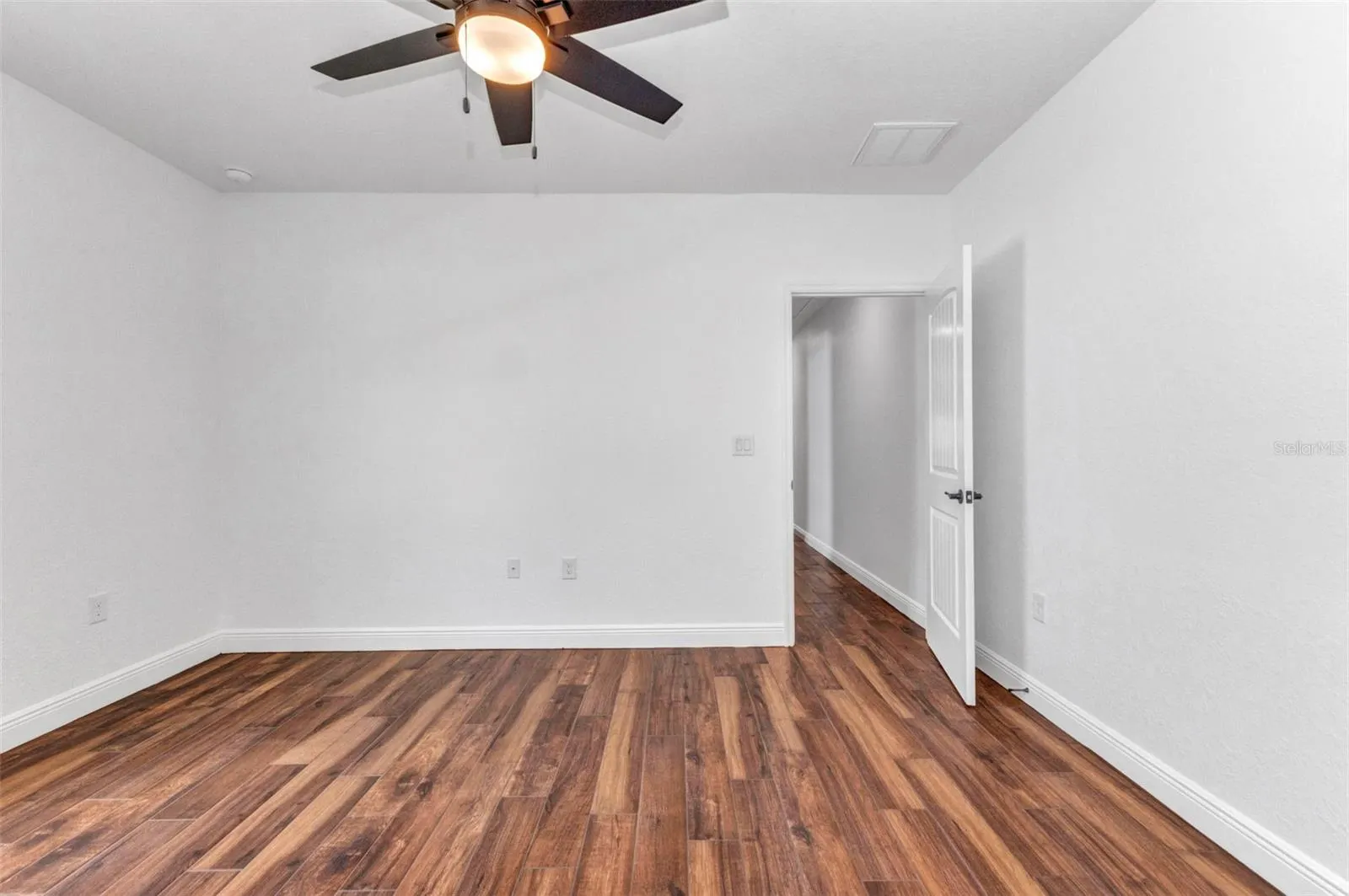 415 CARMALITA ST #112, #112