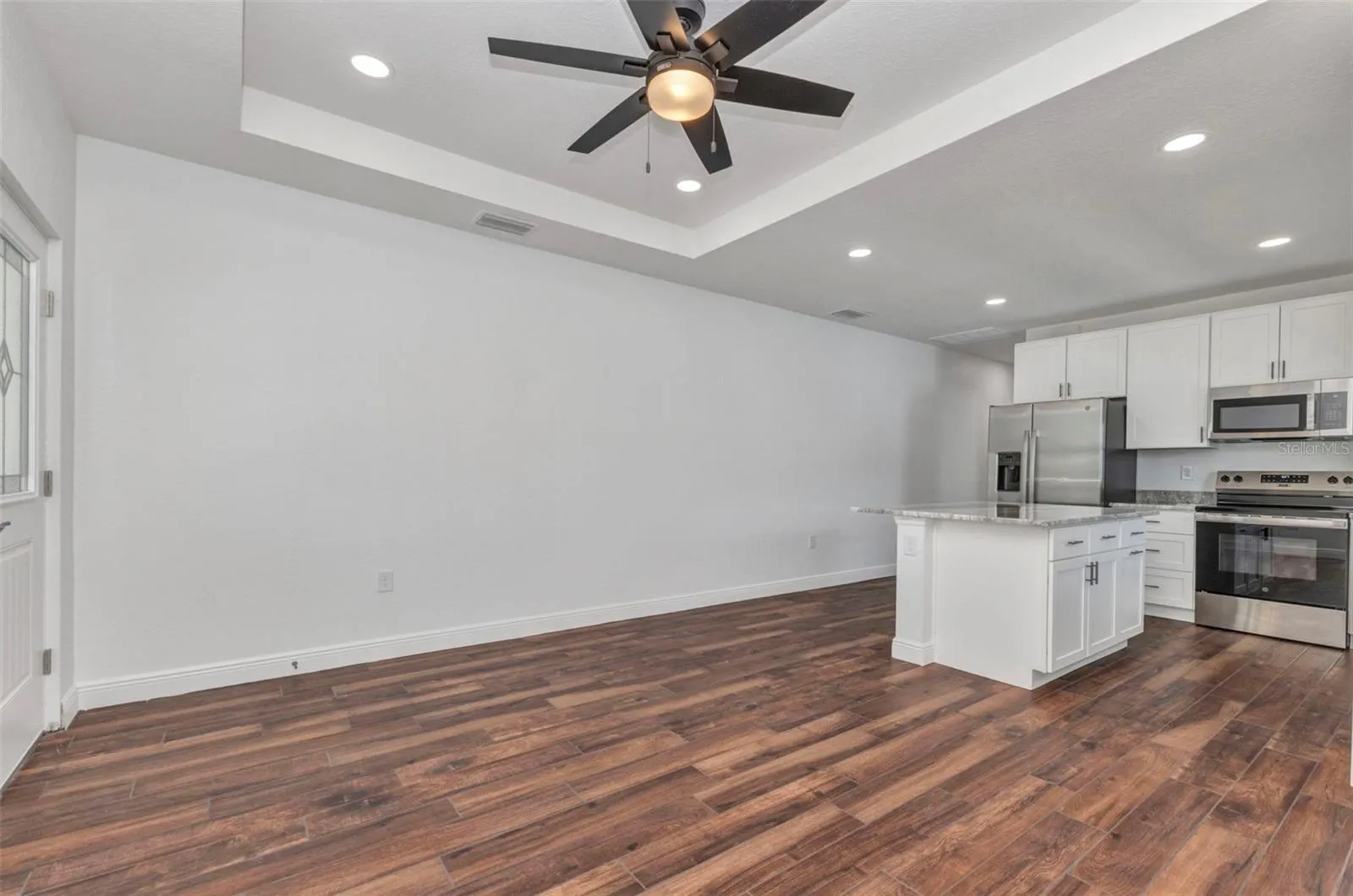 415 CARMALITA ST #112, #112