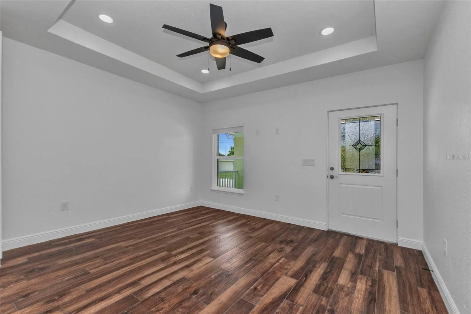 415 CARMALITA ST #112, #112