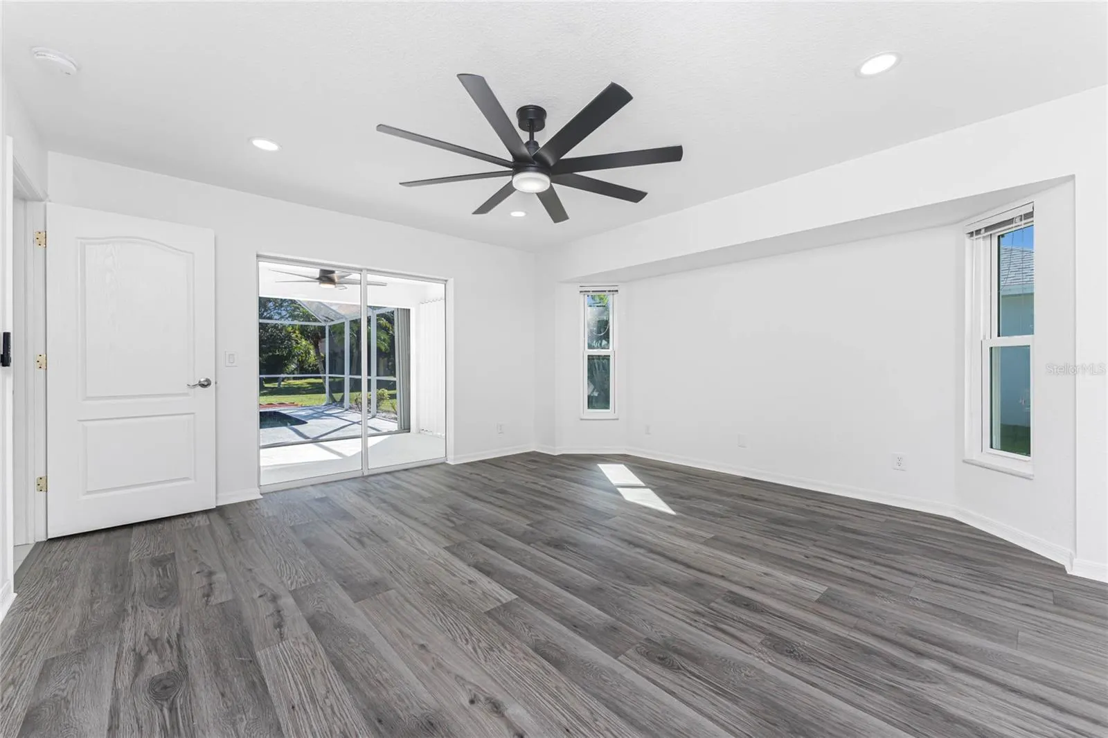 26074 TEMPLAR LN