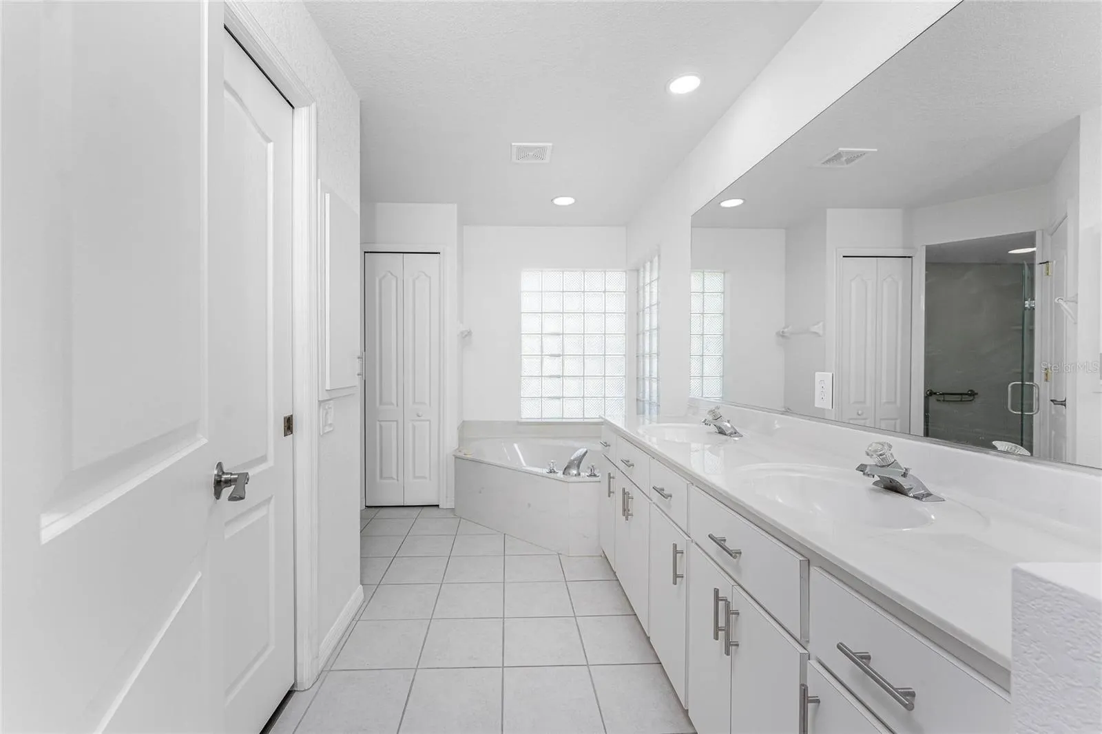 26074 TEMPLAR LN
