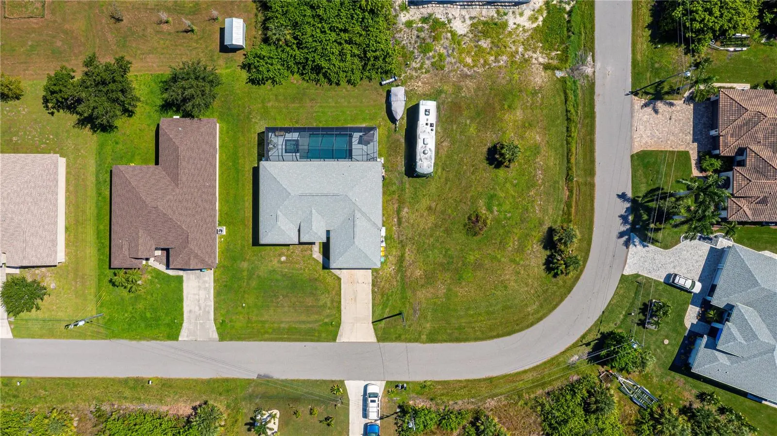 10056 LEBANON DR