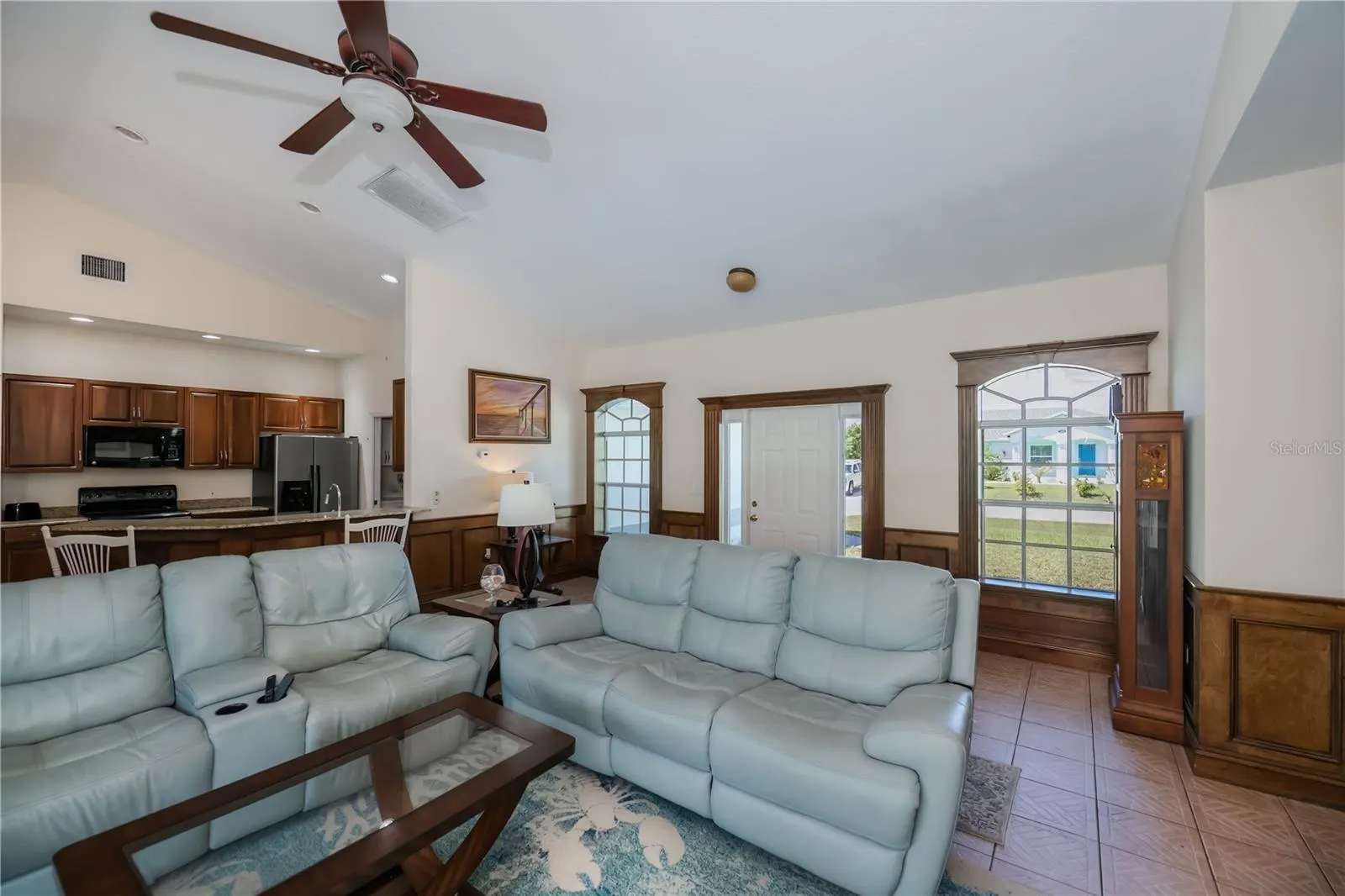 10056 LEBANON DR