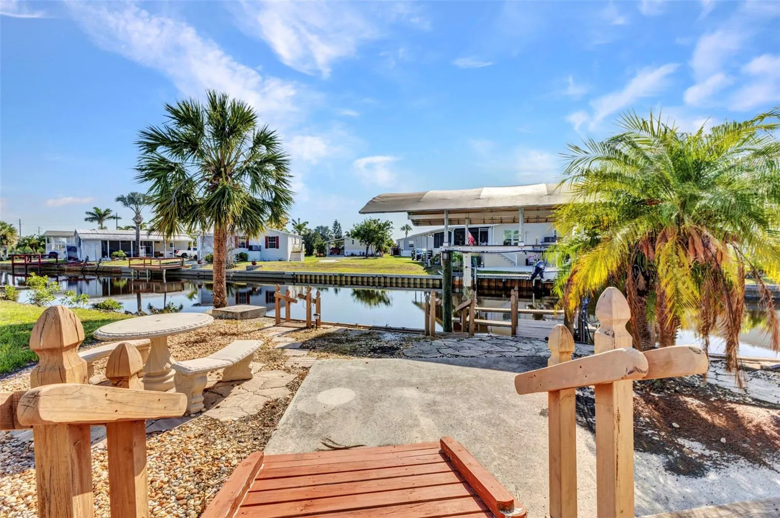 3000 COQUINA ESPLANADE