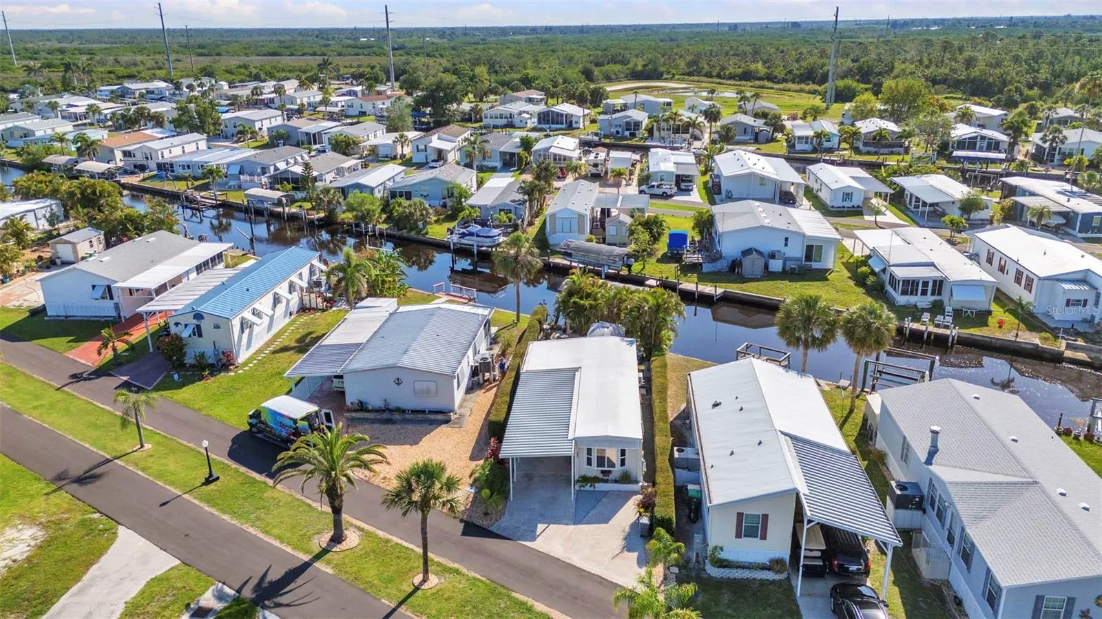 3000 COQUINA ESPLANADE