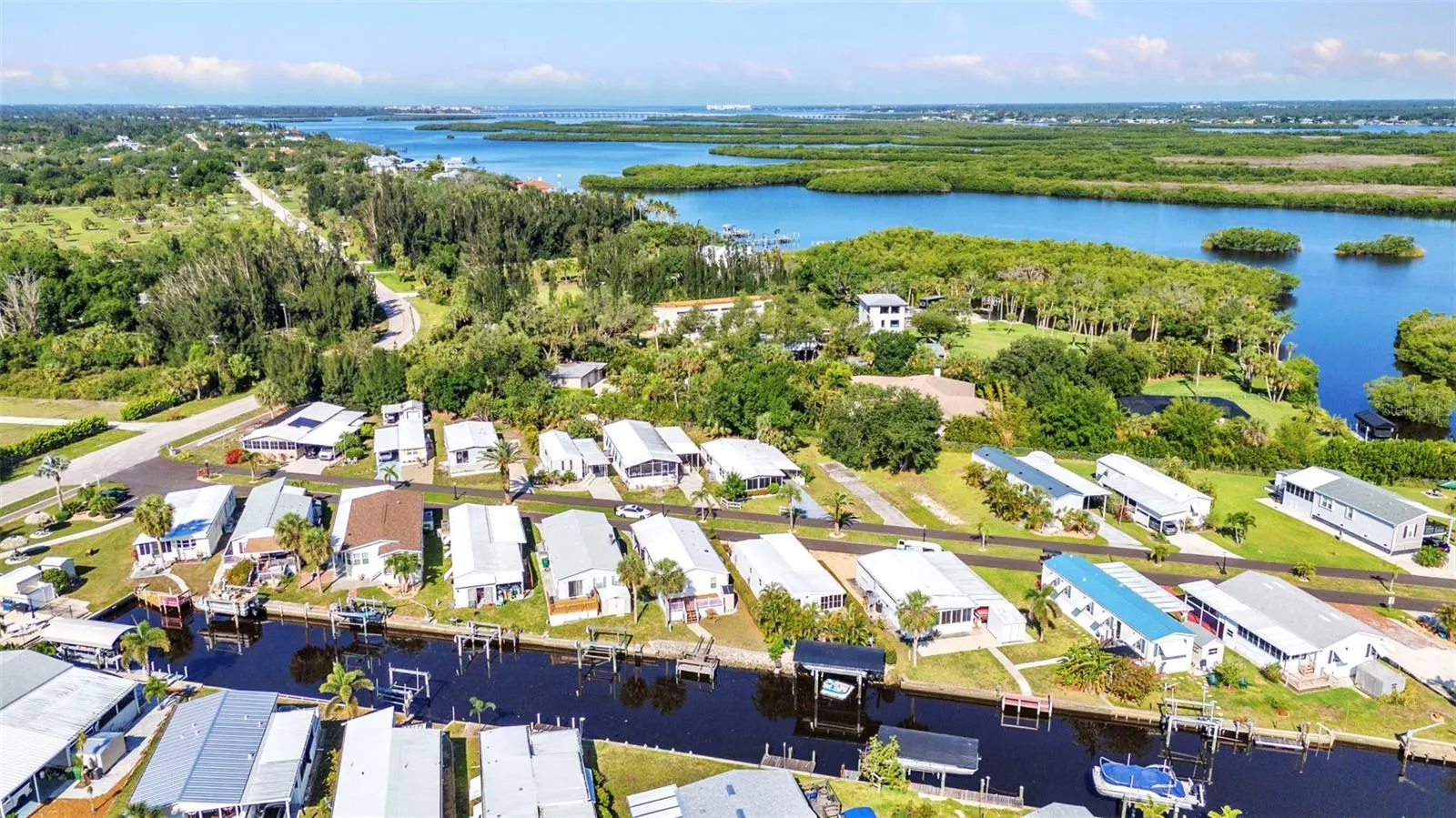 3000 COQUINA ESPLANADE