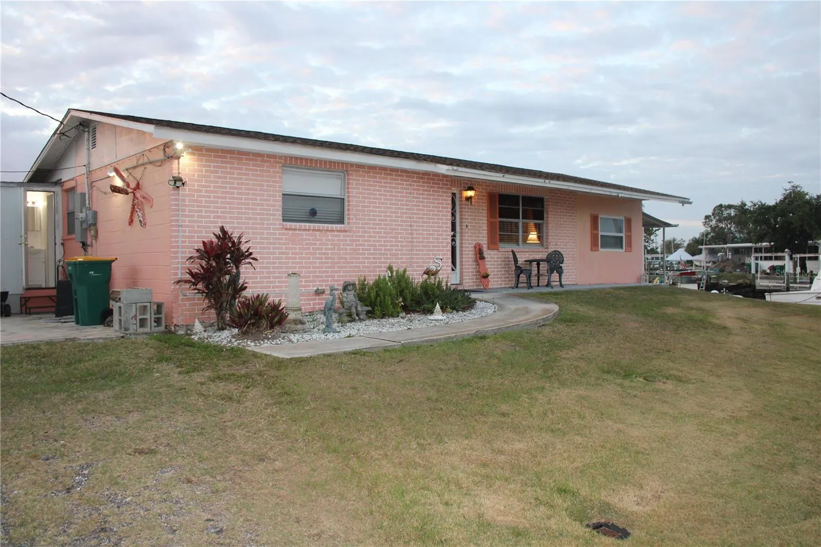 4252 BARDOT RD