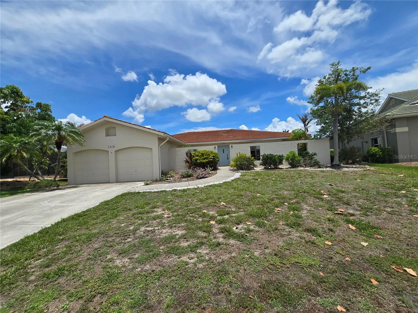 1318 SAN MATEO DR