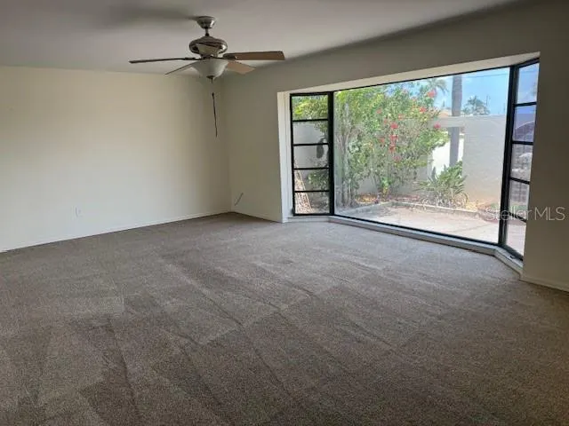 1318 SAN MATEO DR