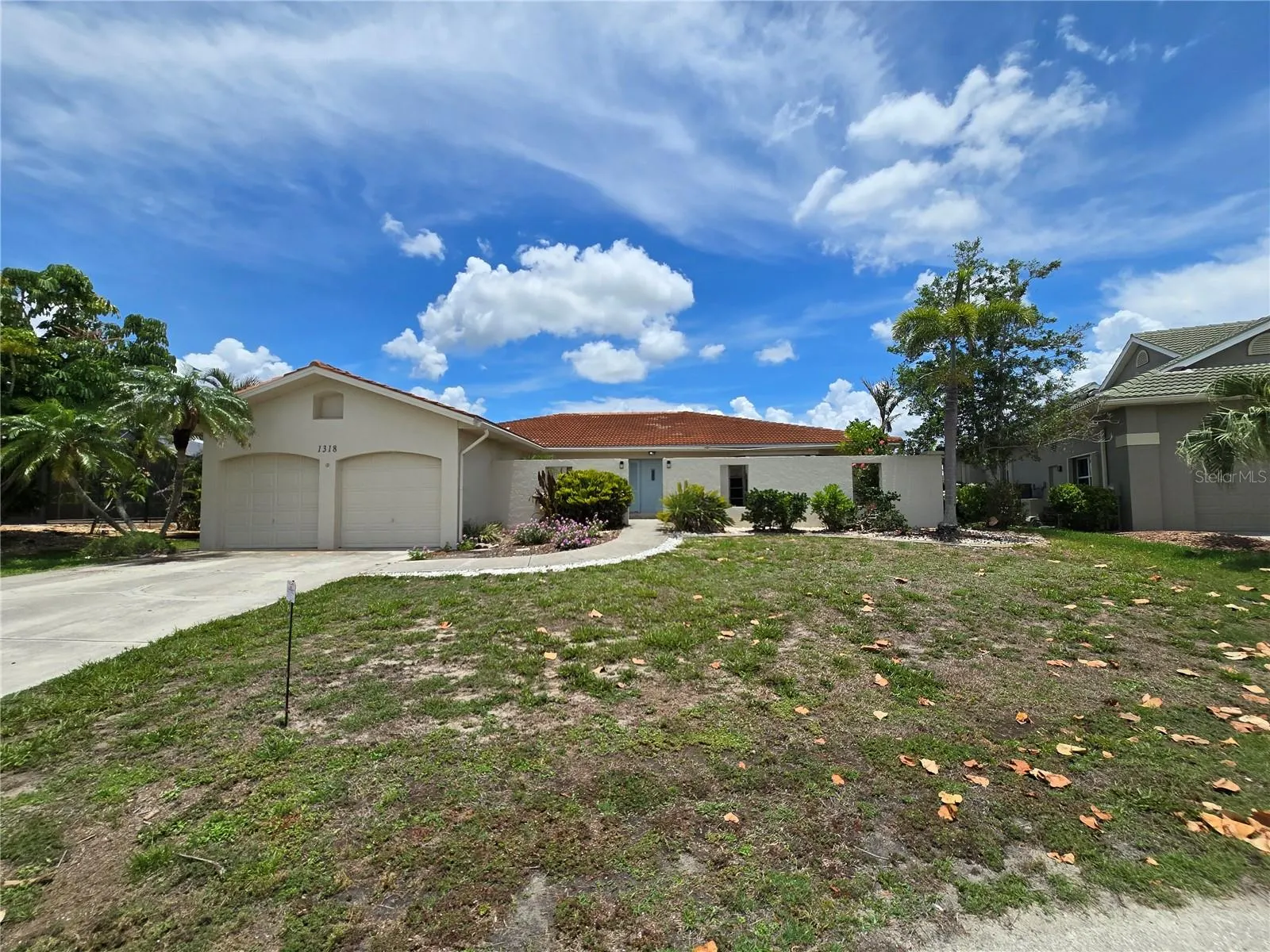 1318 SAN MATEO DR