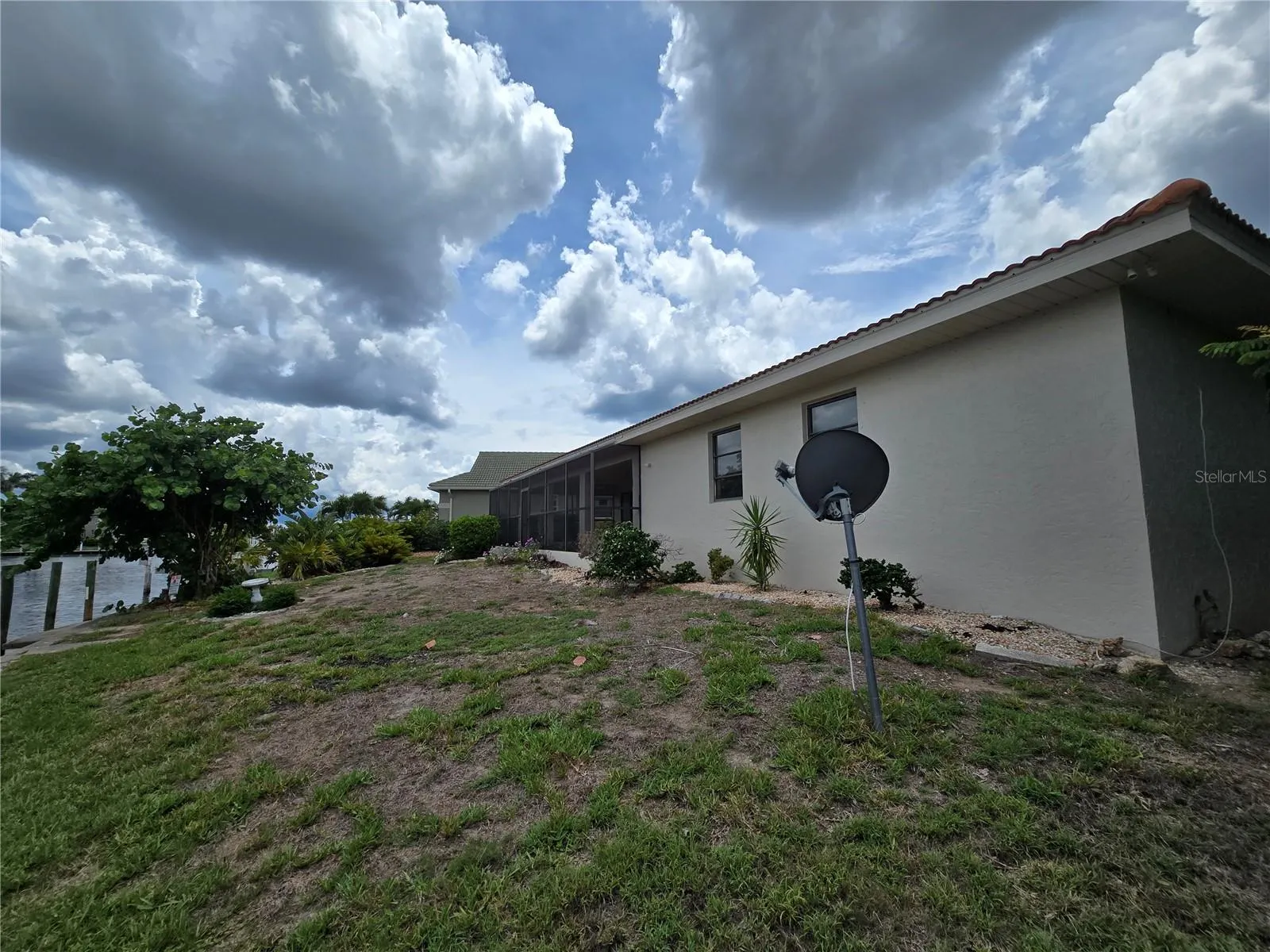 1318 SAN MATEO DR