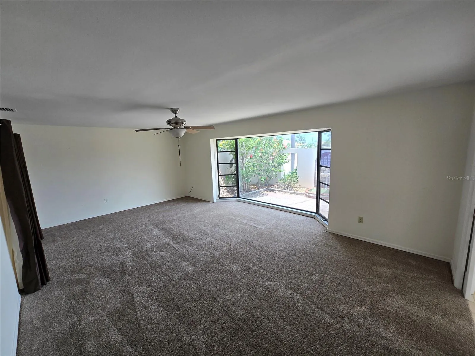 1318 SAN MATEO DR