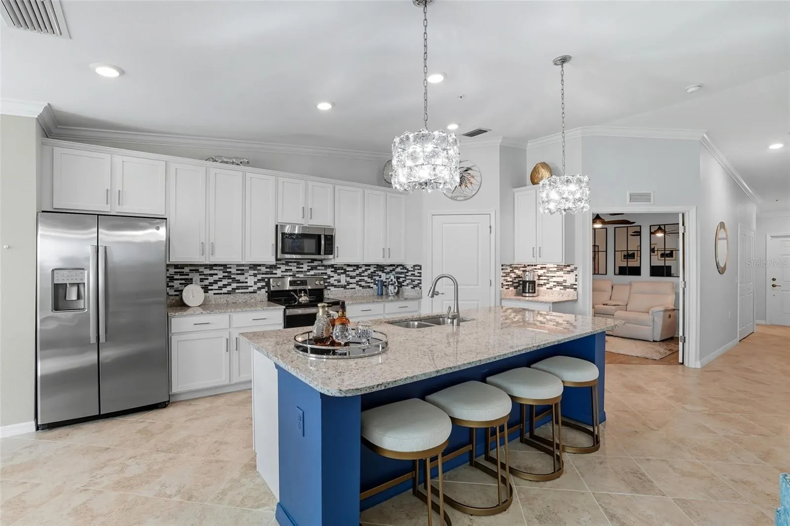 14070 HERITAGE LANDING BLVD #423, #423