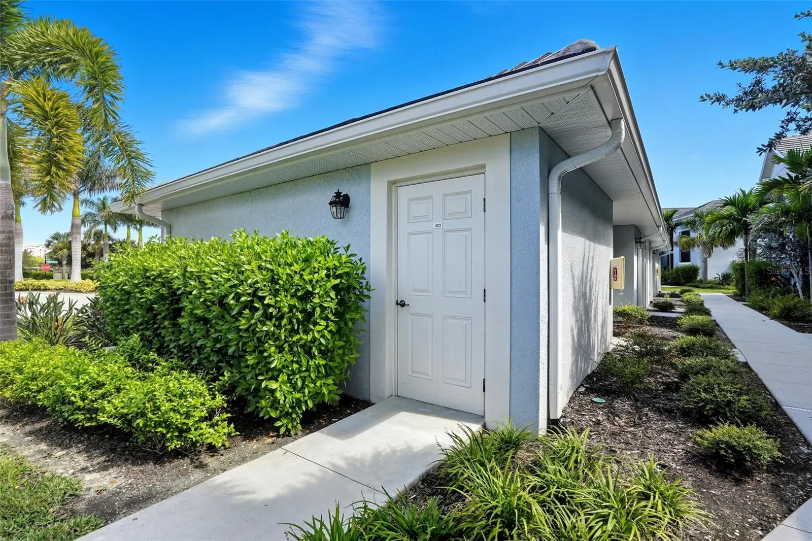 14070 HERITAGE LANDING BLVD #423, #423