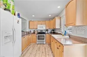 126 PALMETTO CIR NE