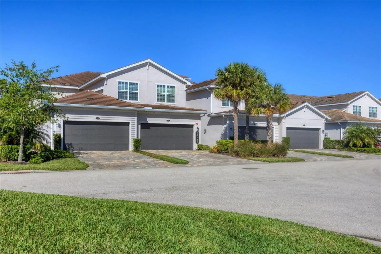 14025 BLACK BEAUTY DR #412, #412