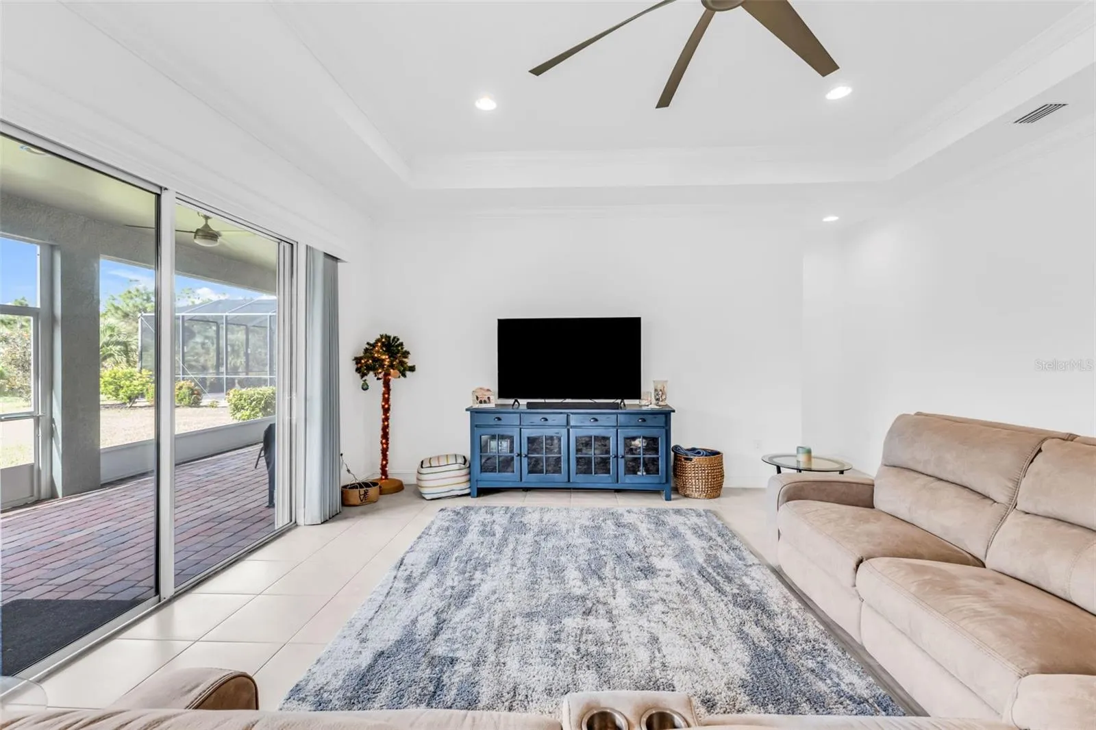 24136 RIVERFRONT DR