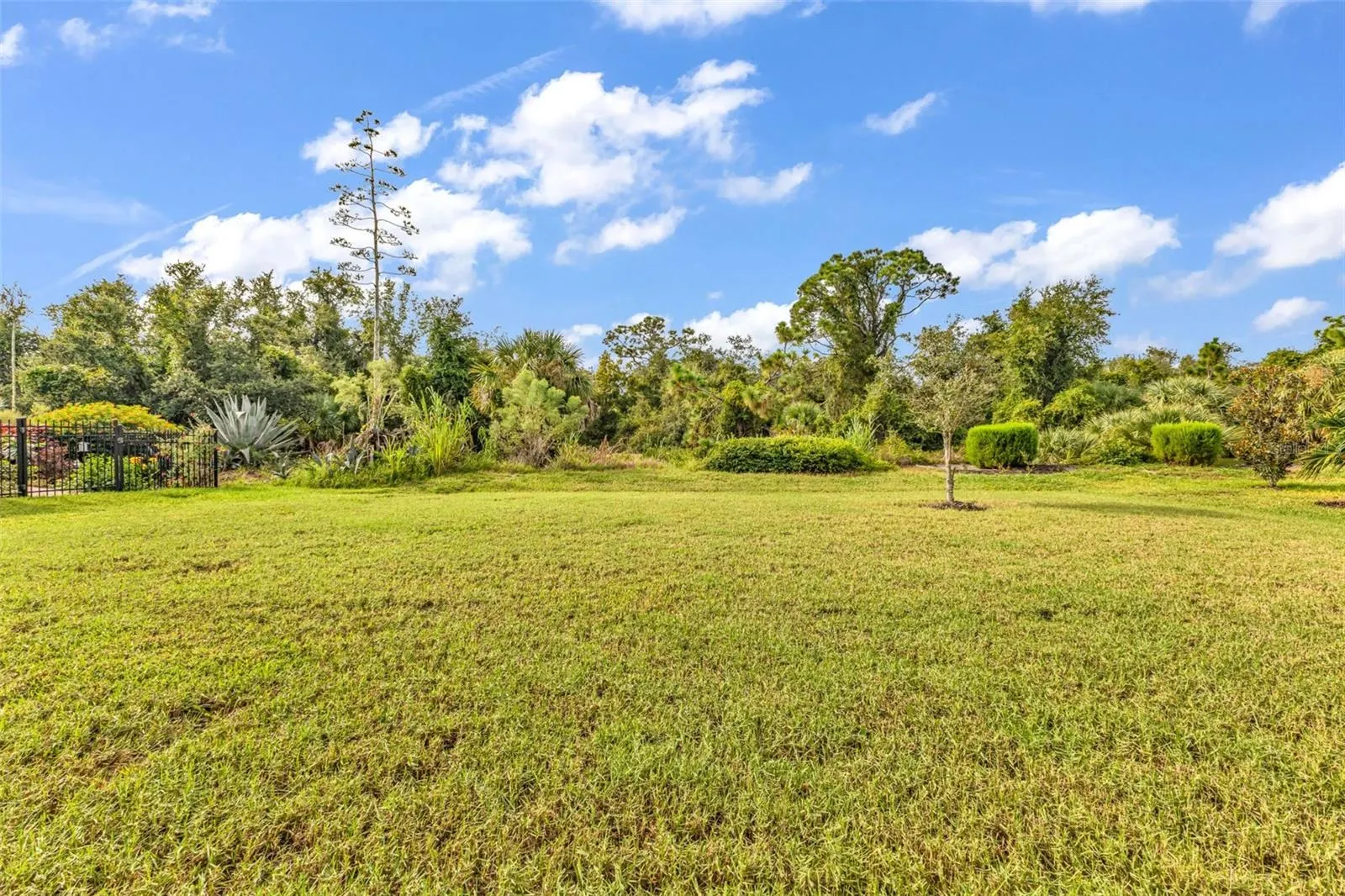 24136 RIVERFRONT DR