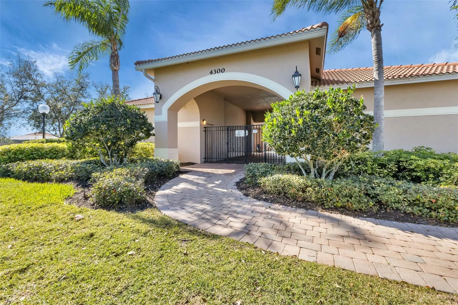 24136 RIVERFRONT DR