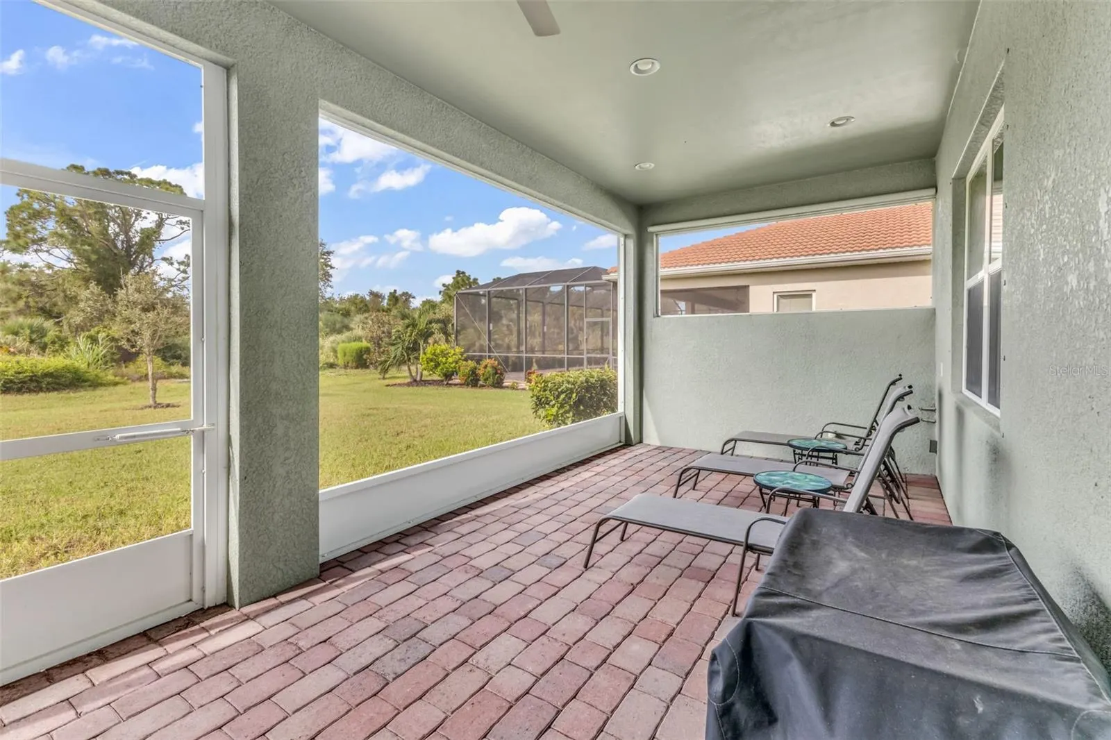 24136 RIVERFRONT DR