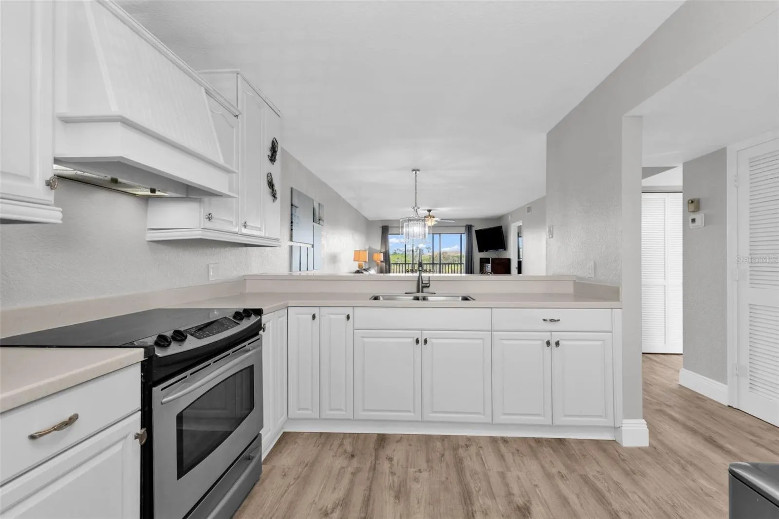 175 KINGS HWY #B3, #B3
