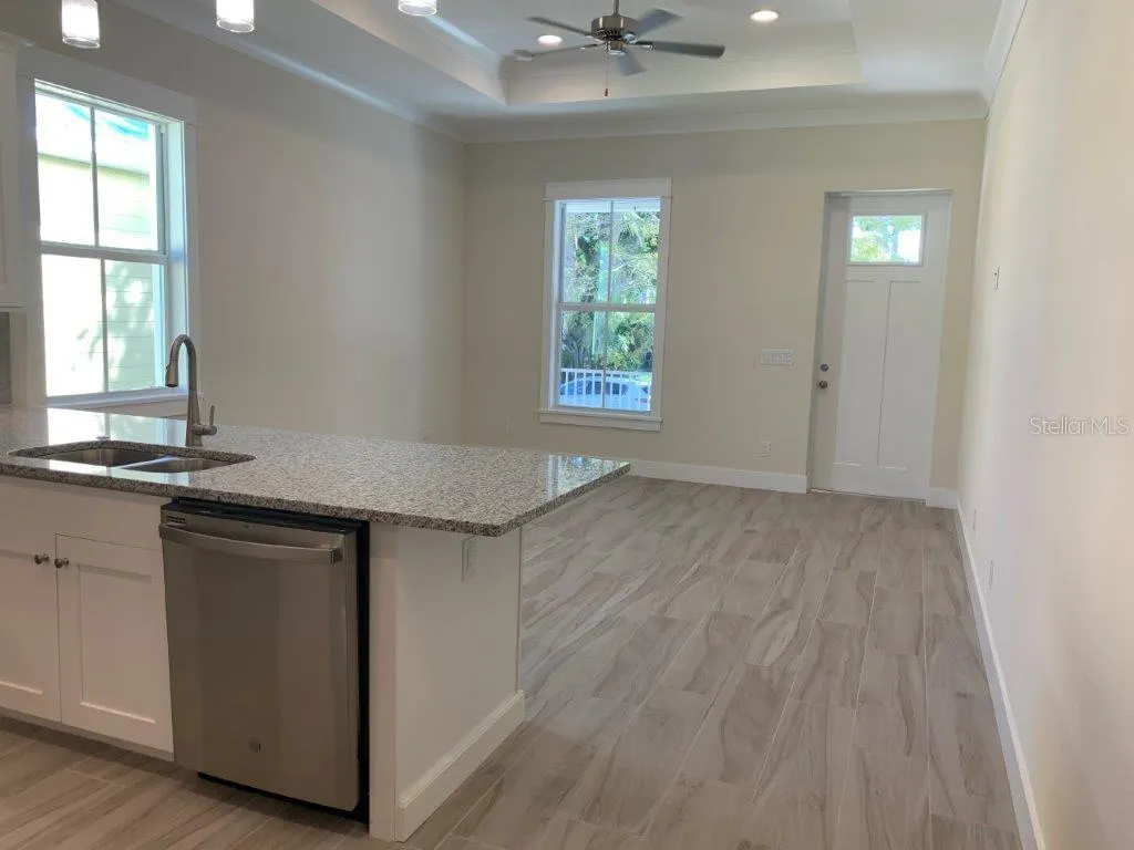 604 TRABUE AVE #111, #111