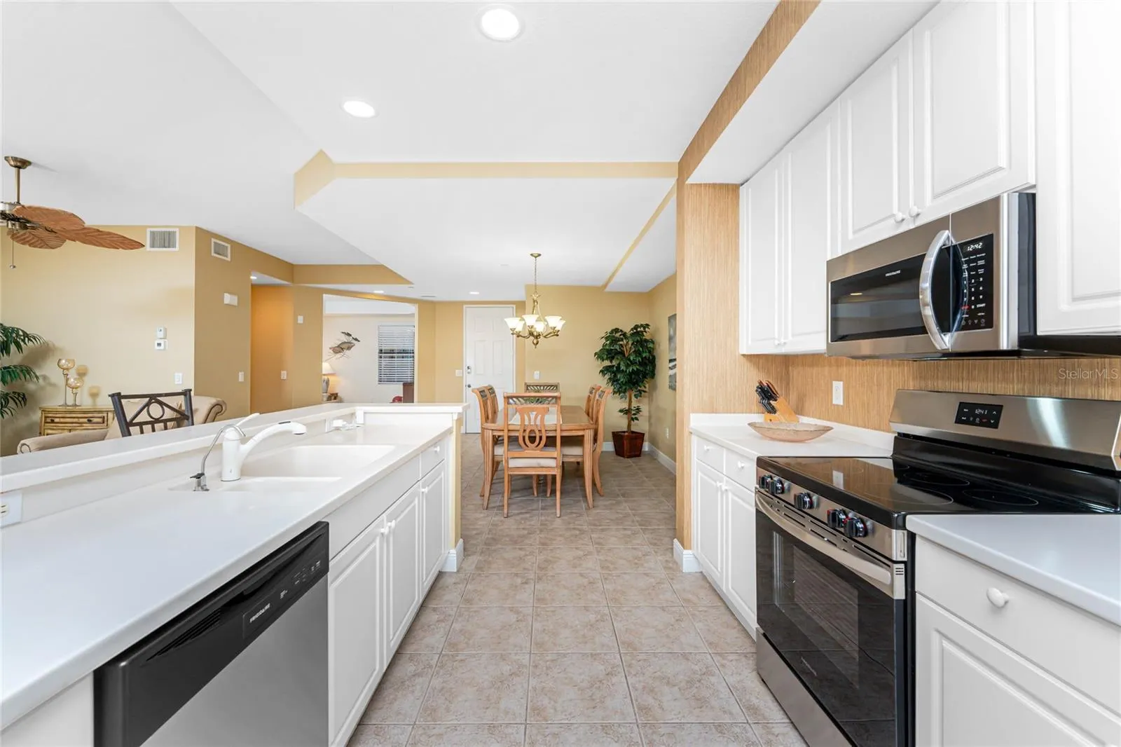 24351 BALTIC AVE #203, #203