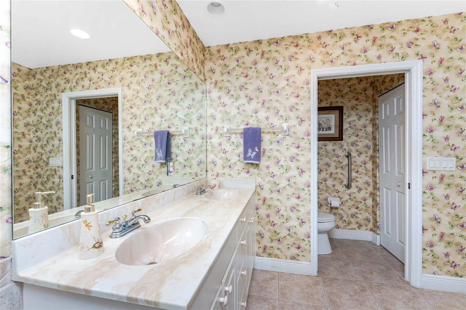 24351 BALTIC AVE #203, #203