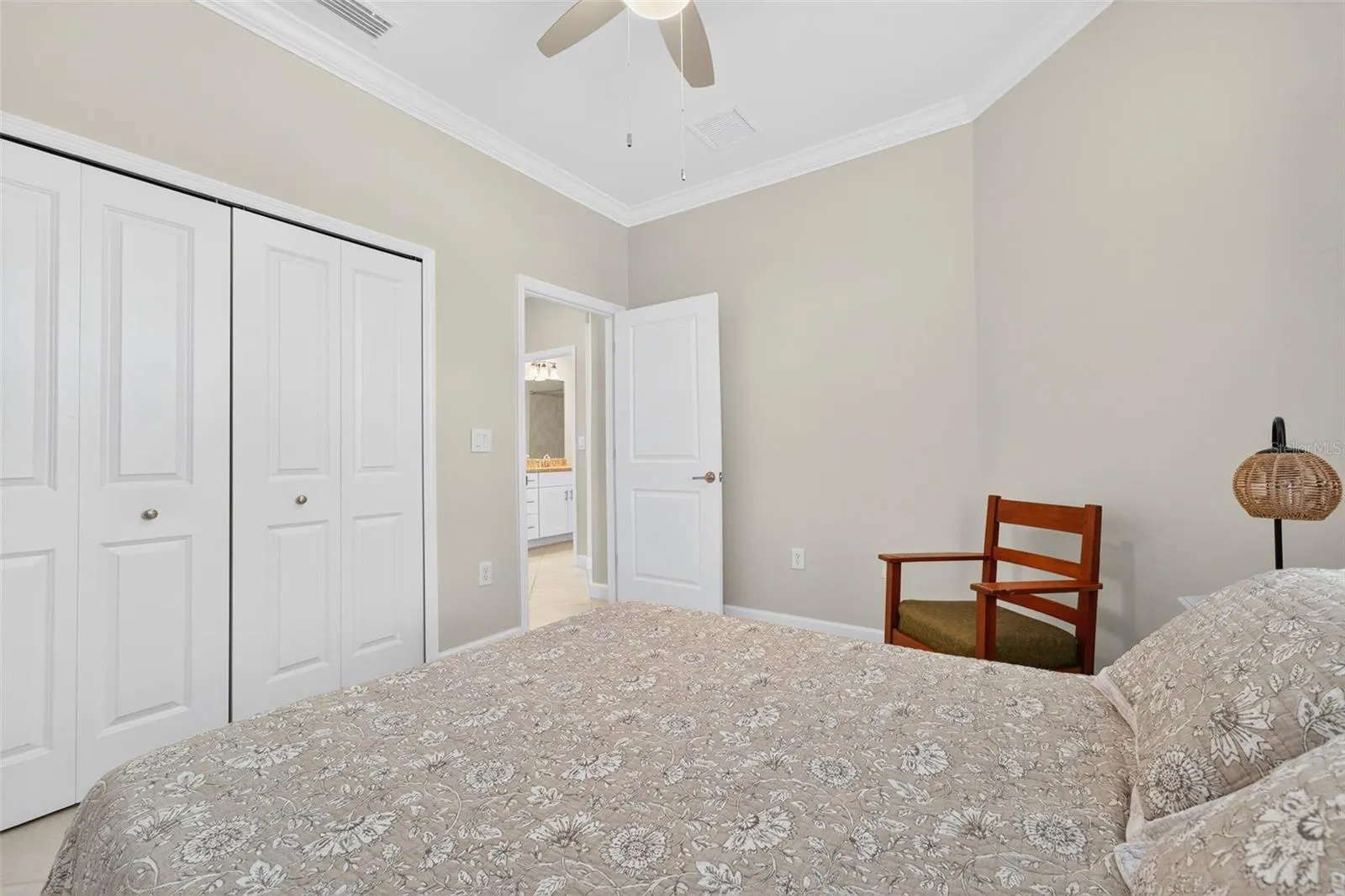 2001 MACKEREL ST