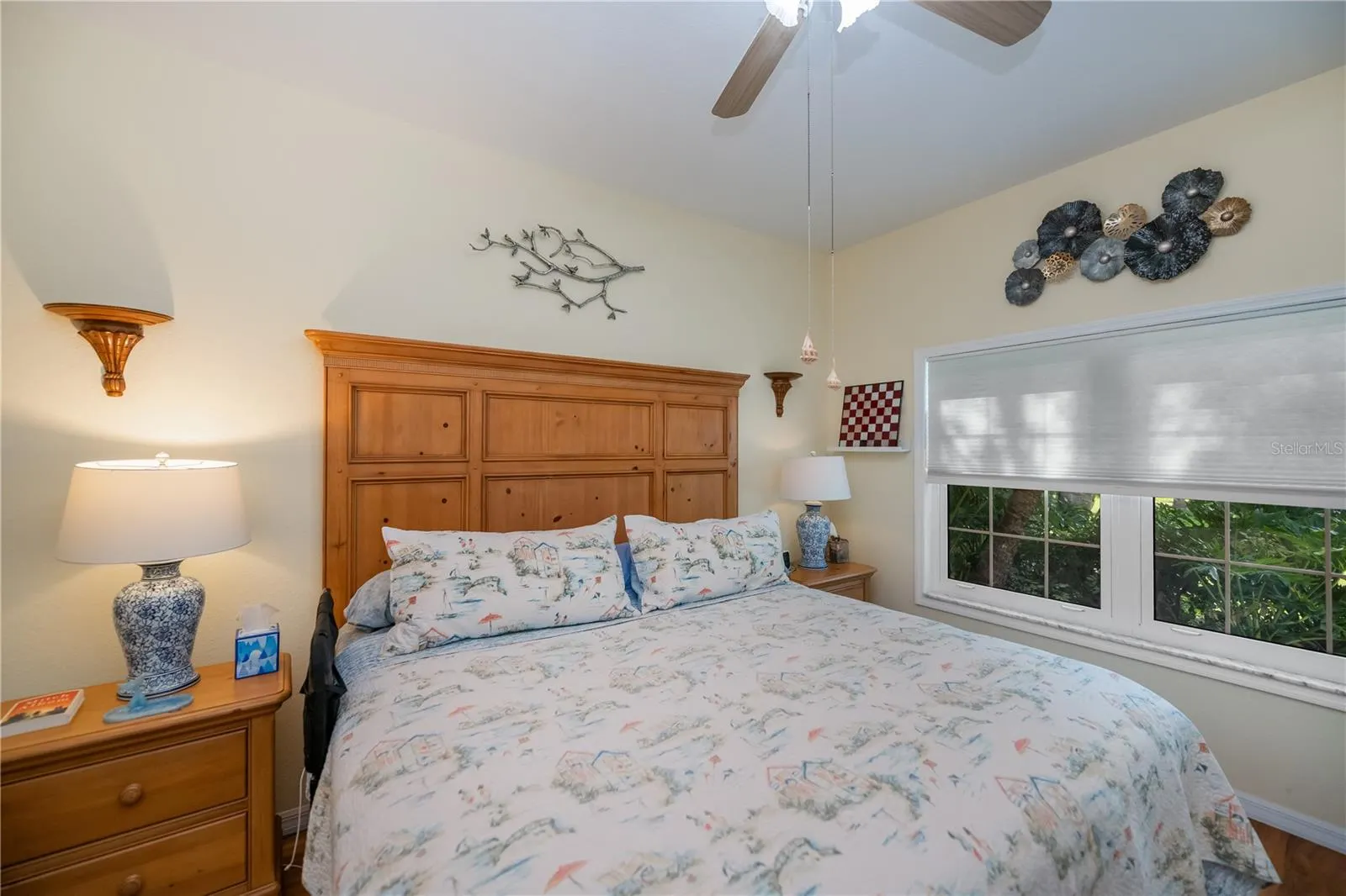 1256 GREEN OAK TRL