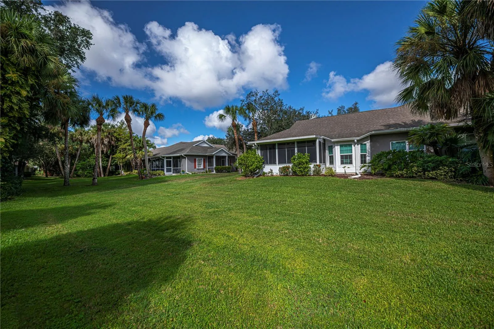1256 GREEN OAK TRL