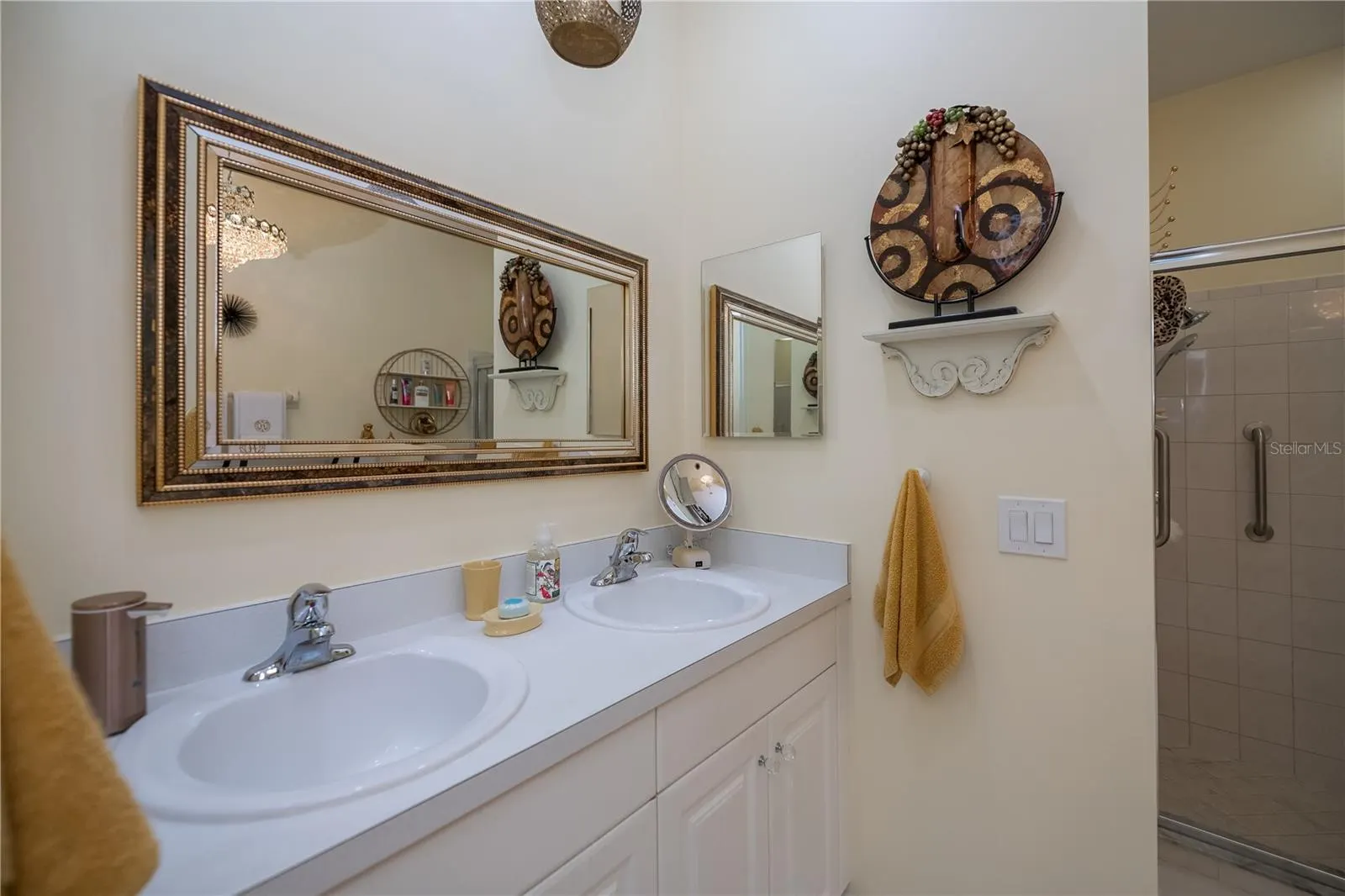 1256 GREEN OAK TRL
