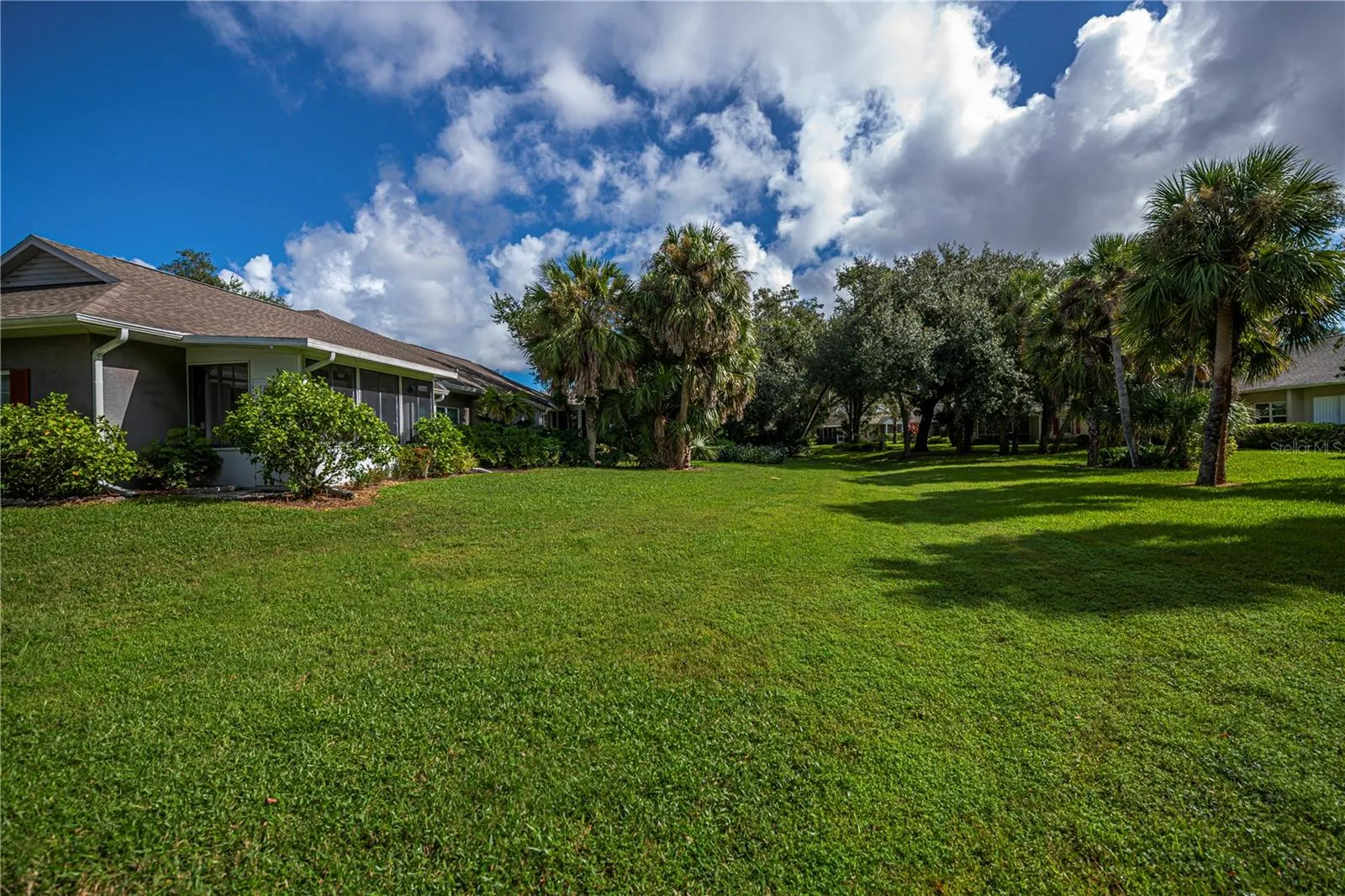 1256 GREEN OAK TRL