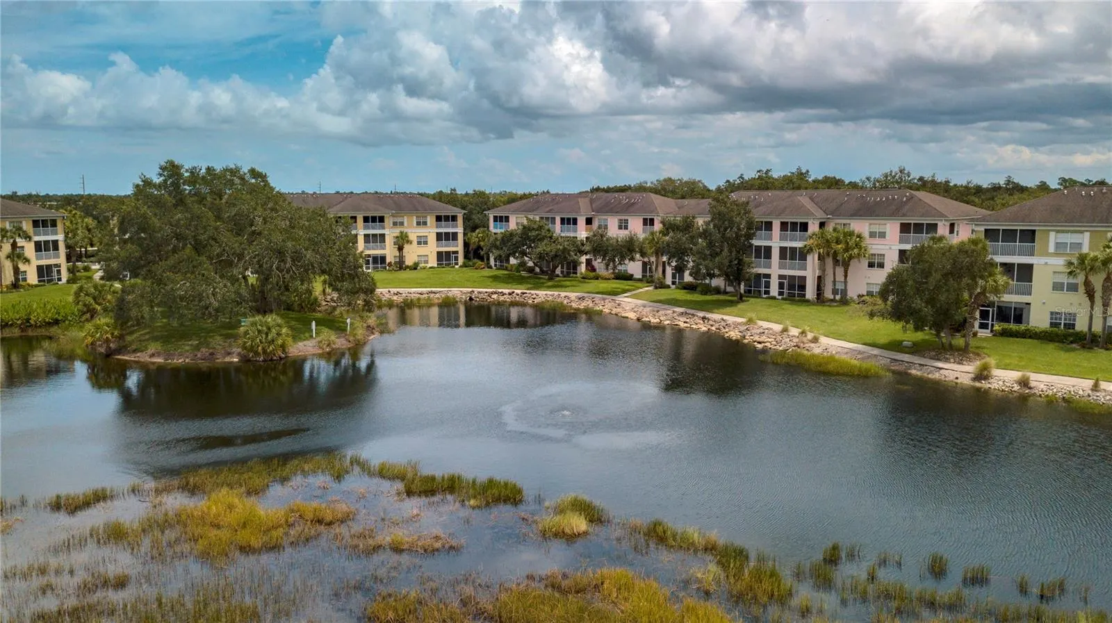 1256 GREEN OAK TRL